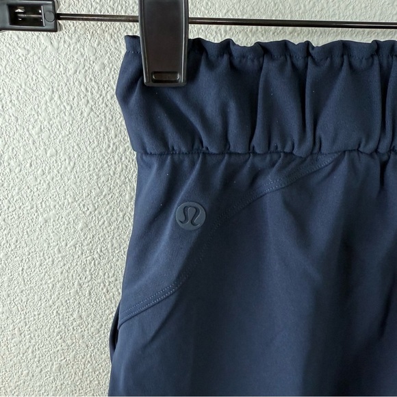 Lululemon Keep Moving Pant 7/8 High-Rise True Navy (First Release) Women’s 4 - Picture 10 of 11